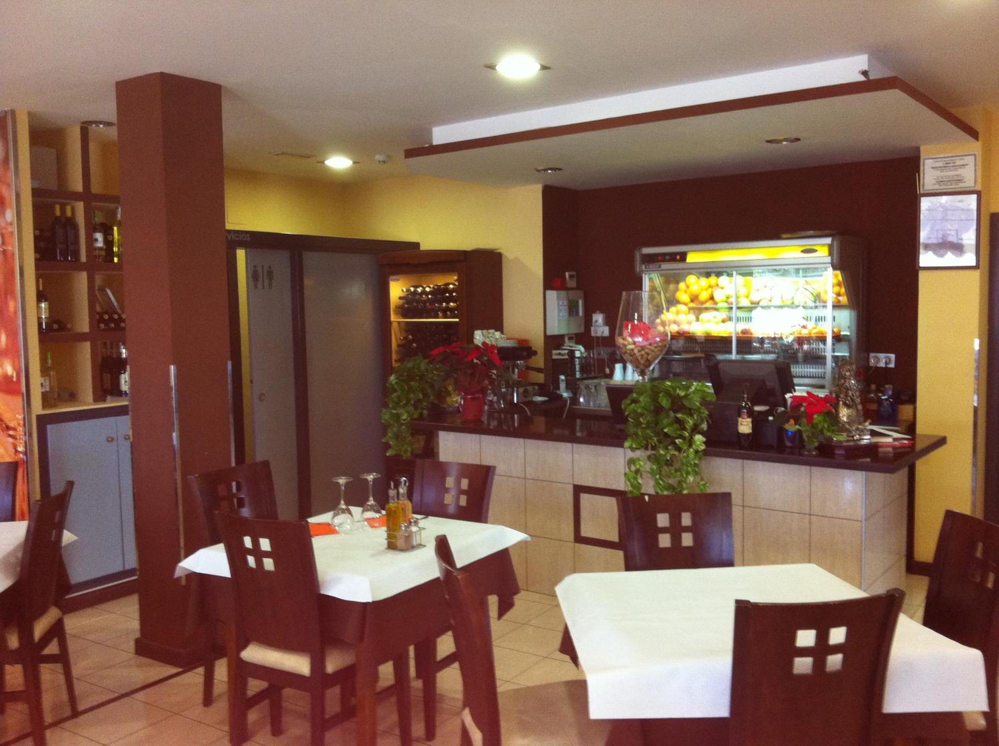 Hotel El Cruce Moraleda Moraleda De Zafayona Luaran gambar