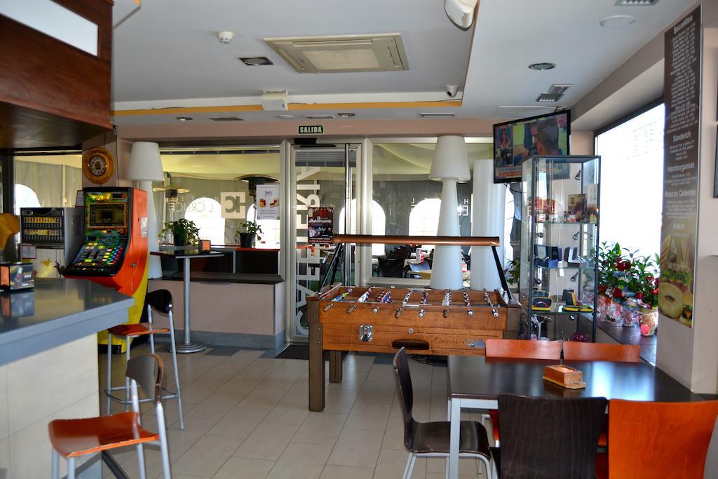 Hotel El Cruce Moraleda Moraleda De Zafayona Luaran gambar