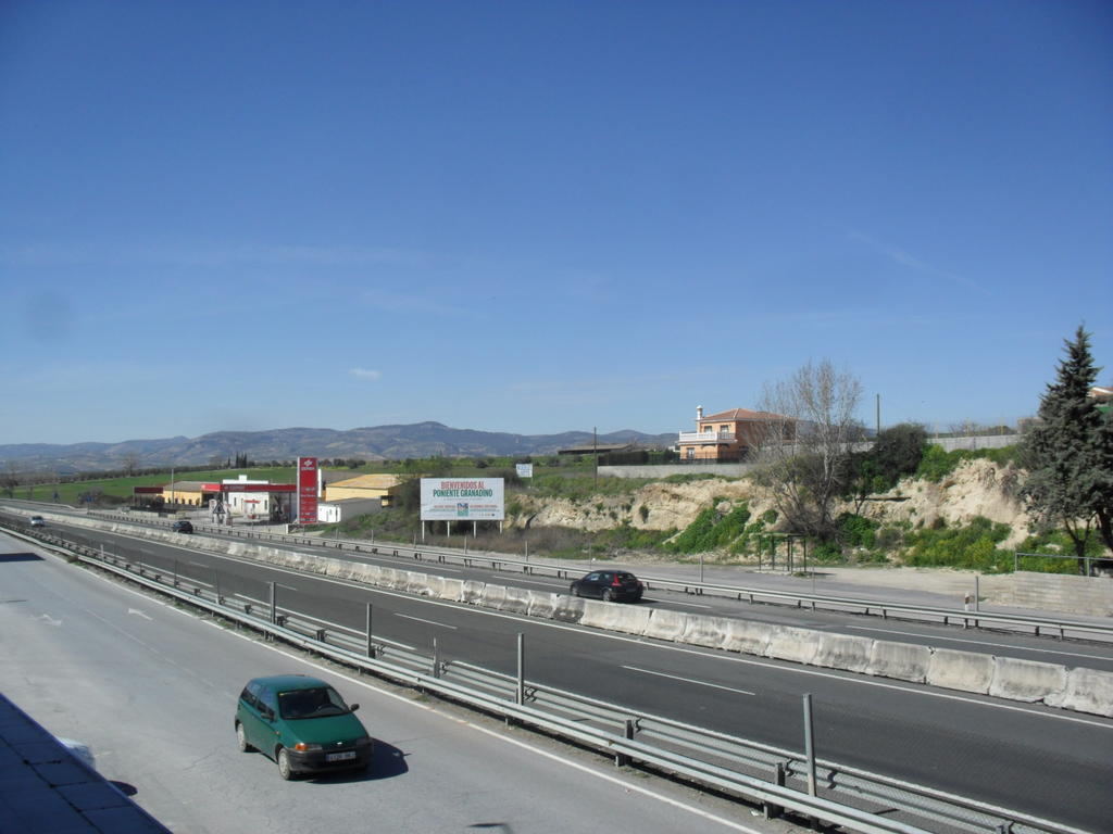 Hotel El Cruce Moraleda Moraleda De Zafayona Luaran gambar
